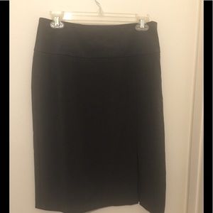 George Stretch Women’s Gray Skirt. Size 6